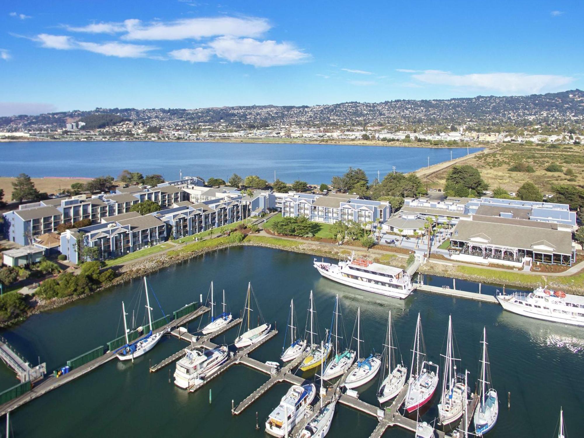 Doubletree By Hilton Hotel Berkeley Marina Ngoại thất bức ảnh